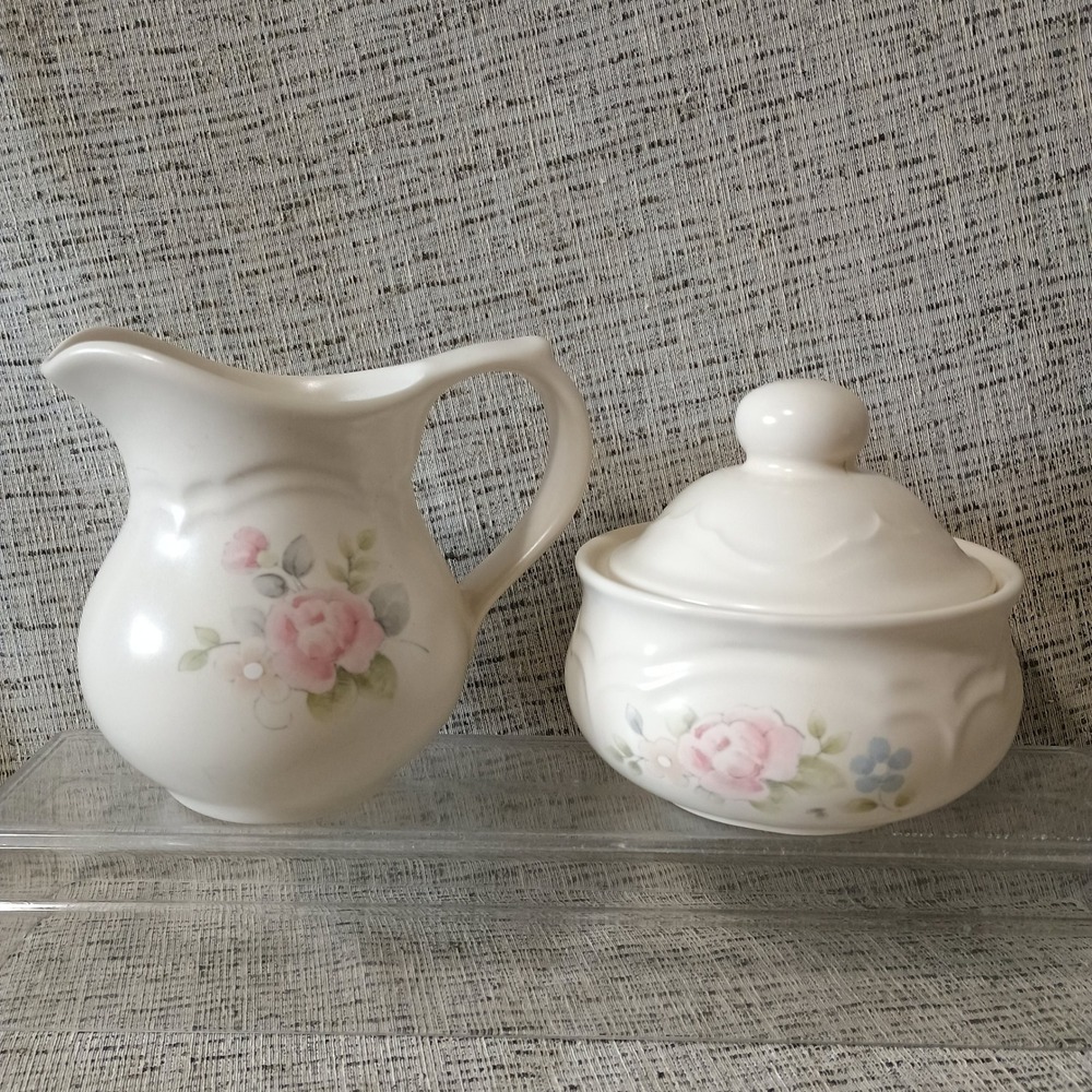 Pfaltzgraff Tea Rose Cream and Sugar Set Stoneware Floral Pink Creamer Bowl USA